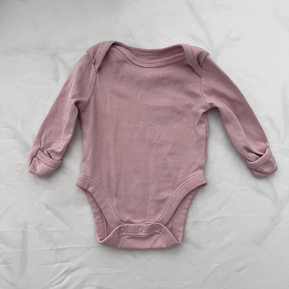 Pink old navy NB onesie w/mittens